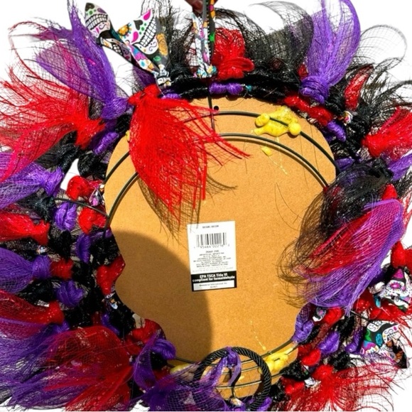 Día de Los Muertos Beautifully Handmade Wreath - Picture 3 of 3